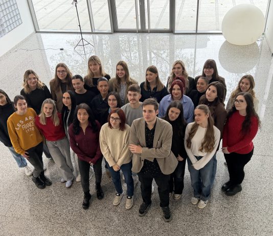 Iza svake brojke stoji dijete: Godina intenzivnog rada Centra za nestalu i zlostavljanu djecu i Centra za sigurniji internet