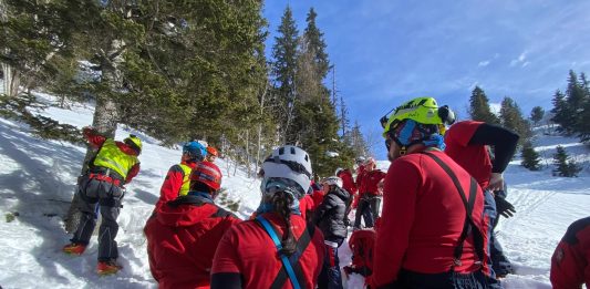 Novogradiščanin HGSS-ovac Mladen Lovrić uspješno završio tečaj zimskih tehnika gorskog spašavanja