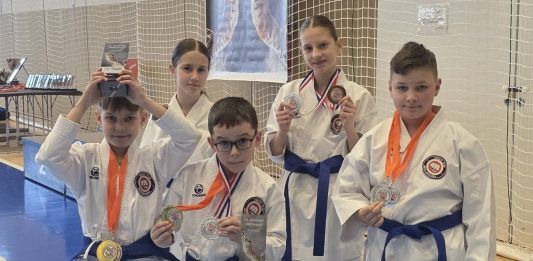 Karate klub Nova Gradiška uspješan na 13. Tigar kupu „Igor Malek“ u Sisku