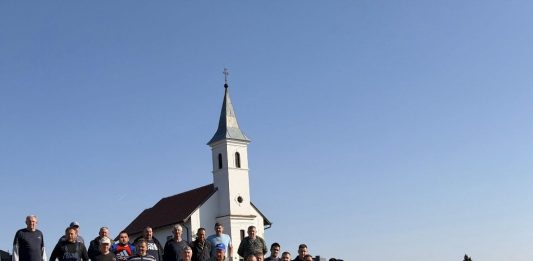 Srednji Lipovac: Selo za primjer