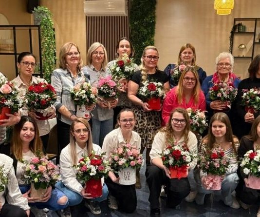 Dan žena obilježile i članice Udruge gluhih i nagluhih Nova Gradiška