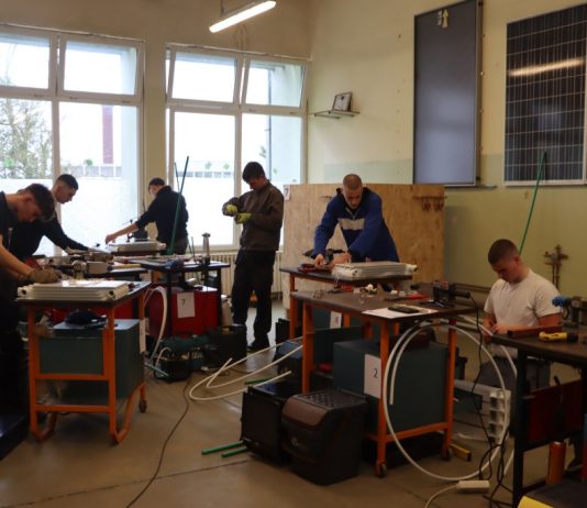 Majstori na djelu: U Industrijsko obrtničkoj školi održano Međužupanijsko natjecanje u u disciplini Kućne instalacije