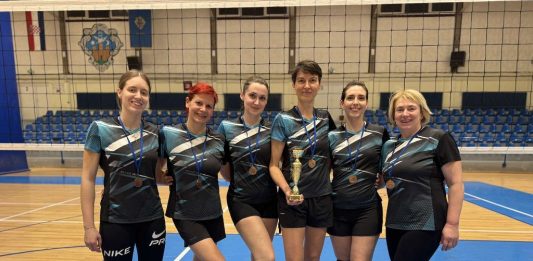 Rekreativke iz Nove Gradiške vrlo aktivne na odbojkaškim turnirima