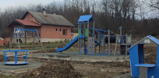 U Općini Dragalić uspješno proveden projekt opremanja dječjeg igrališta u naselju Mašić